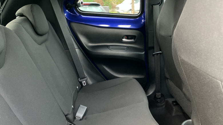 Toyota Aygo X 1.0 VVT-i Edge 5dr Auto Petrol Hatchback